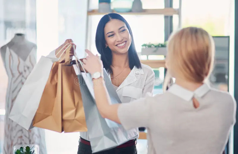 Procurement & Business: Jinwo’s Supermarket Shopping Rewards for August Outstanding Staff
